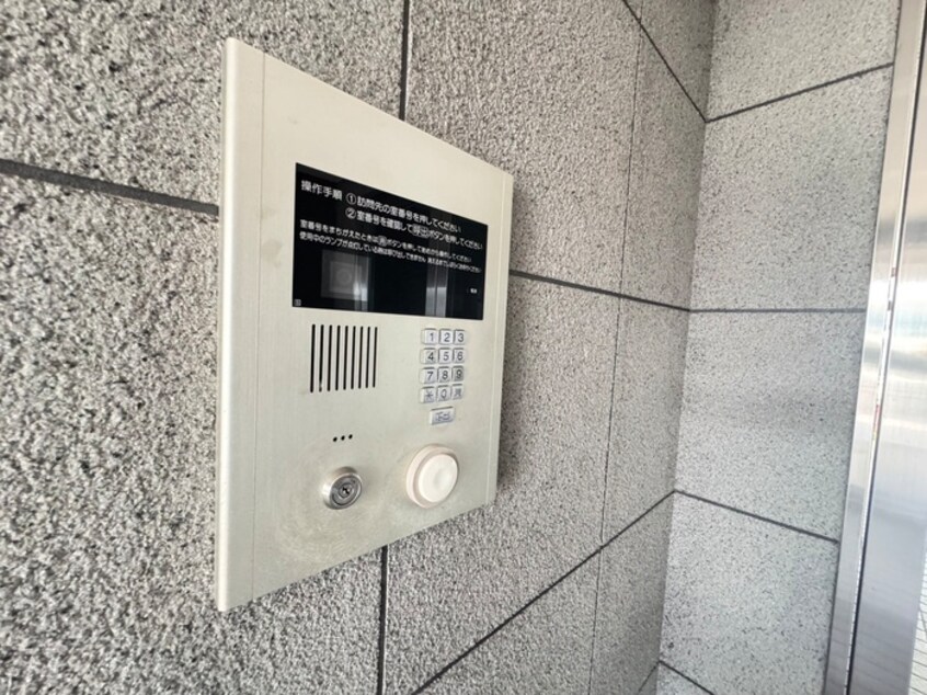 エントランス部分 エストグリ－ン