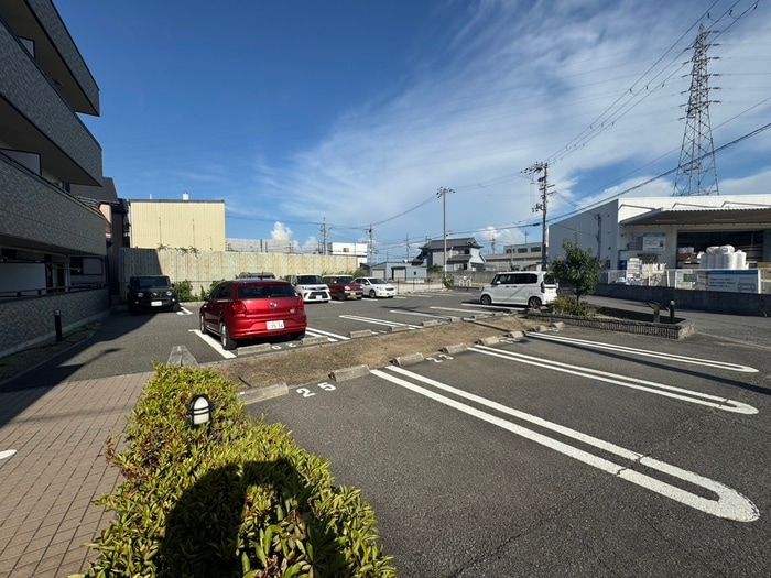 駐車場 エストグリ－ン