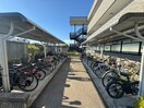 駐輪場 エストグリ－ン