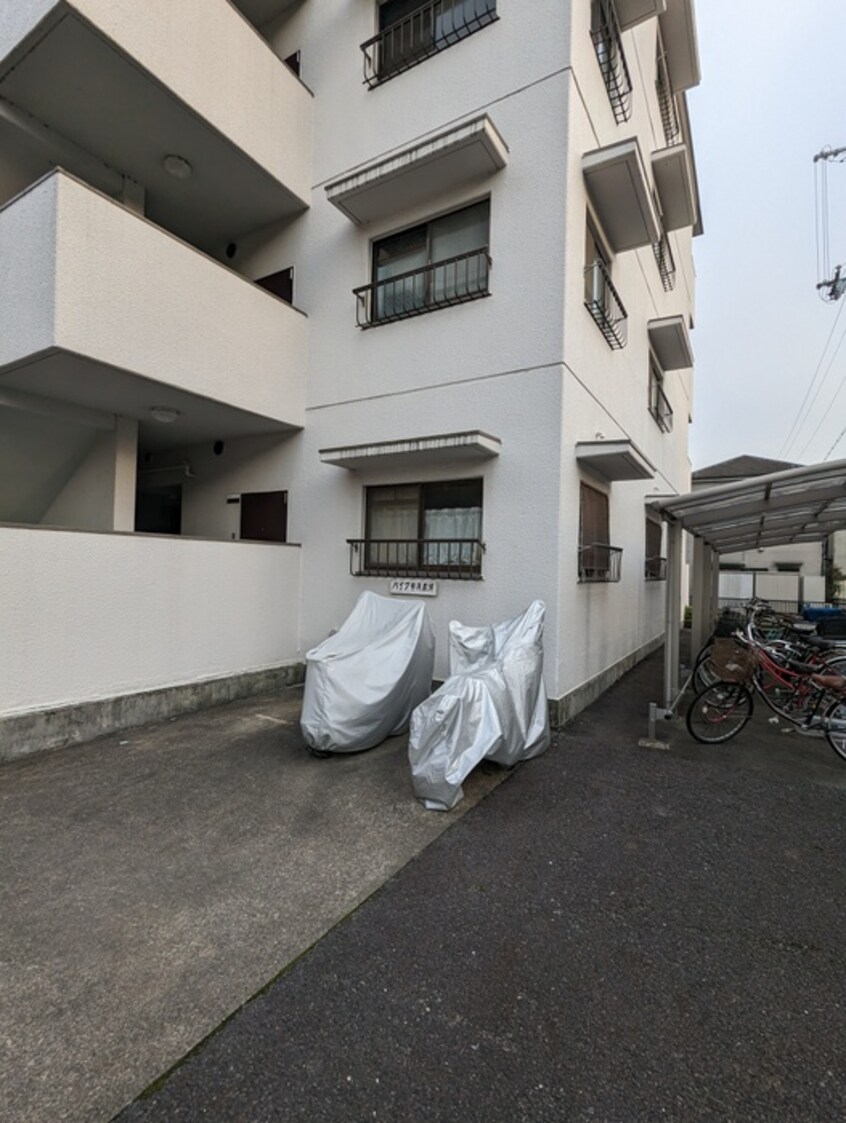 バイク置き場 ｾﾝﾄﾗﾙﾚｼﾞﾃﾞﾝｽ3号館（306）