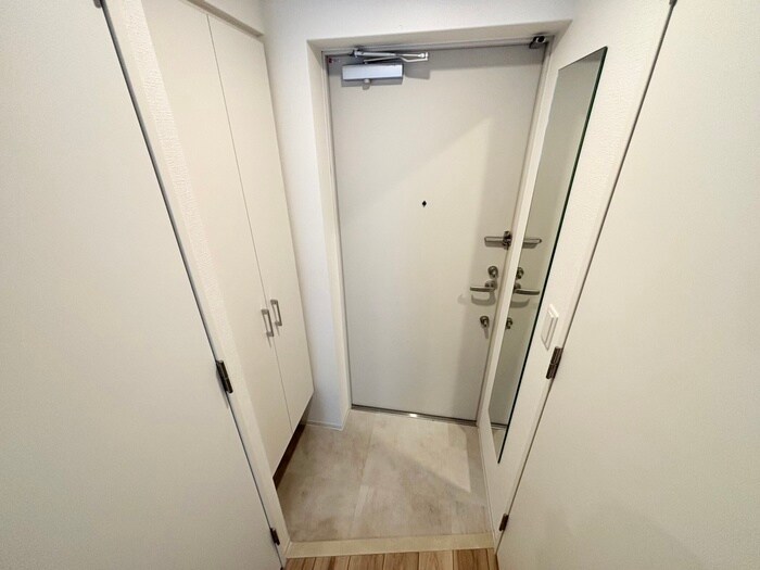 玄関 セレニテ難波ミラク弐番館