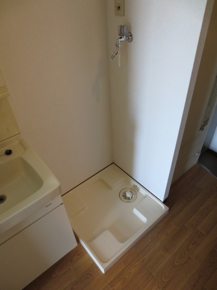 洗濯機置場 ﾄﾞﾛﾒﾝｽ ｶｾ 三番館