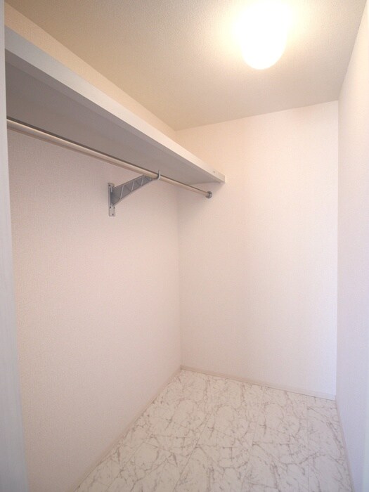 収納 アフロディ－テ