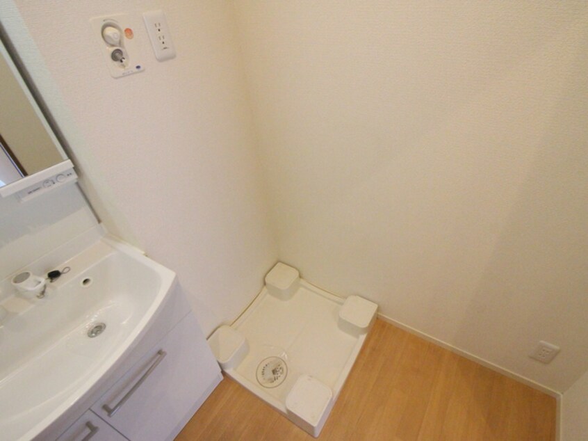 洗濯機置場 グランコート塚口