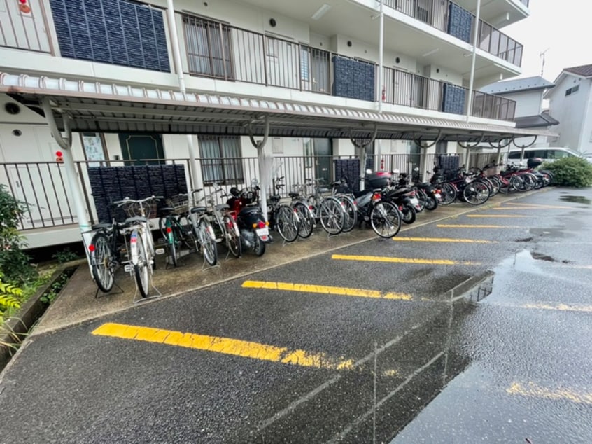 駐輪場 リヴェールＪＵＮⅡ