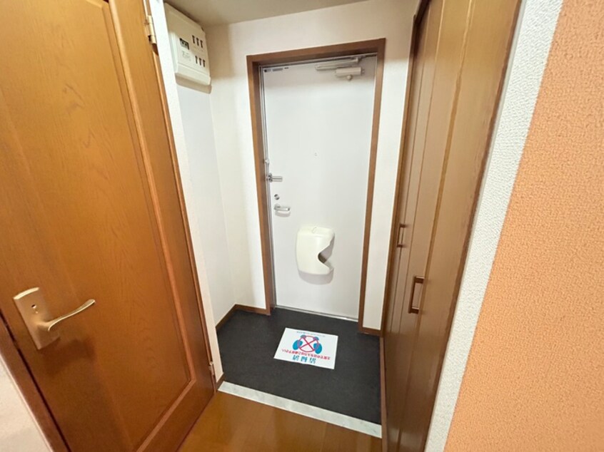 玄関 フジパレストゥインクル