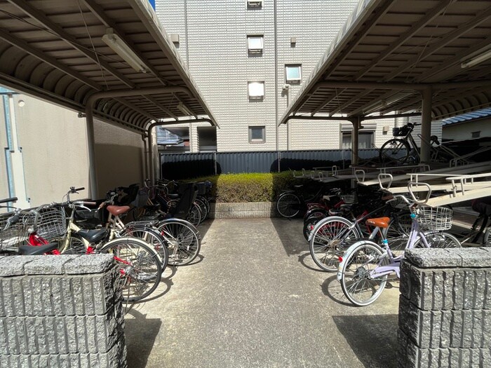 駐輪場 ＫＤＸレジデンス茨木Ⅰ