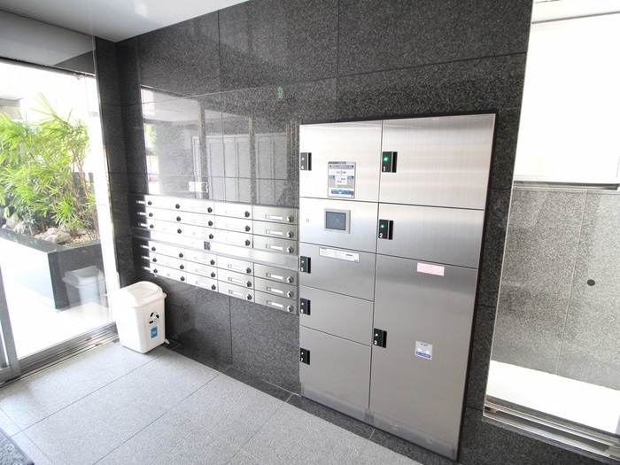 建物設備 シャルレ十三