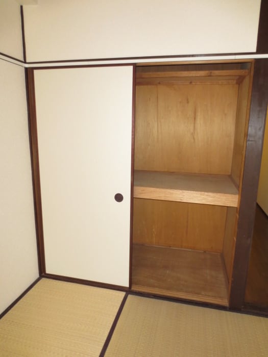 収納 サイレンスハイム