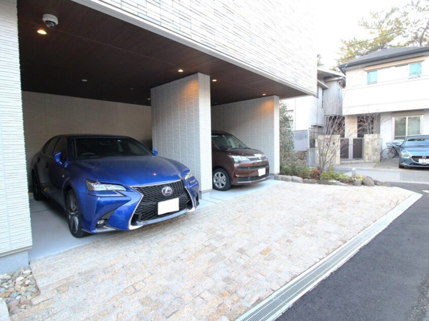 駐車場 セリジエ夙川