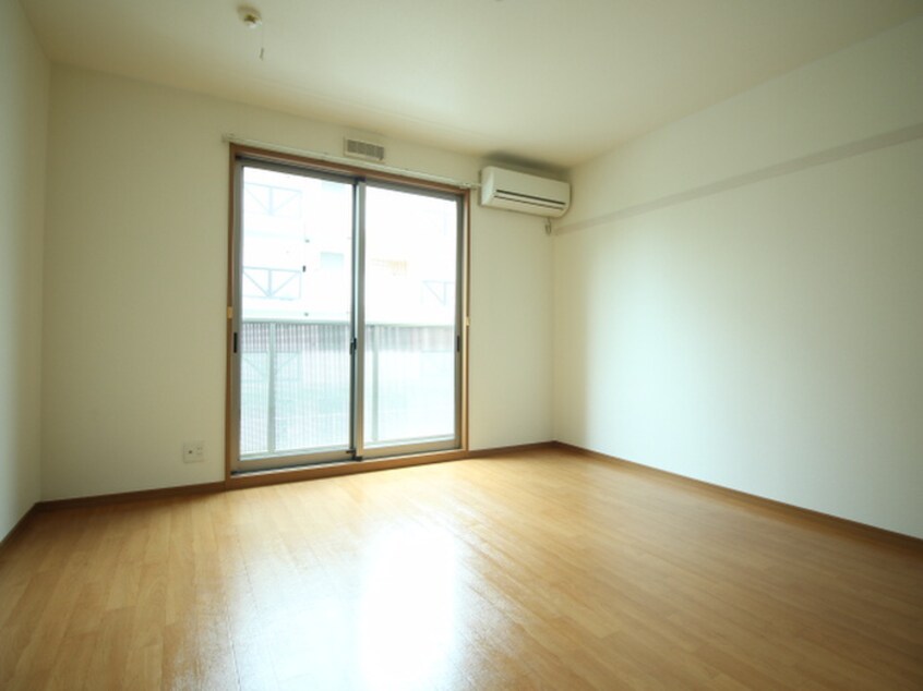 居室 エルメゾン清里