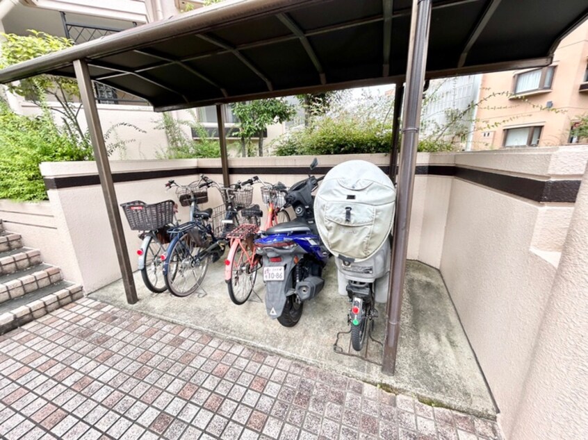 駐輪場 ＴメゾンシャルマントⅡ