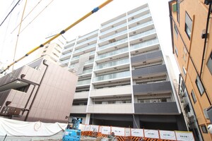 ｴｽﾘｰﾄﾞ大阪梅田ﾘｭｸｽ(807)