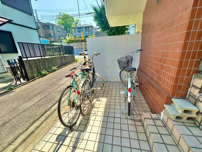 駐輪場 アムール芦屋