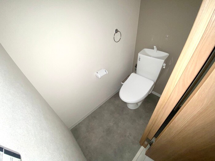 トイレ ｒｉｖｉｅｒｅ西宮