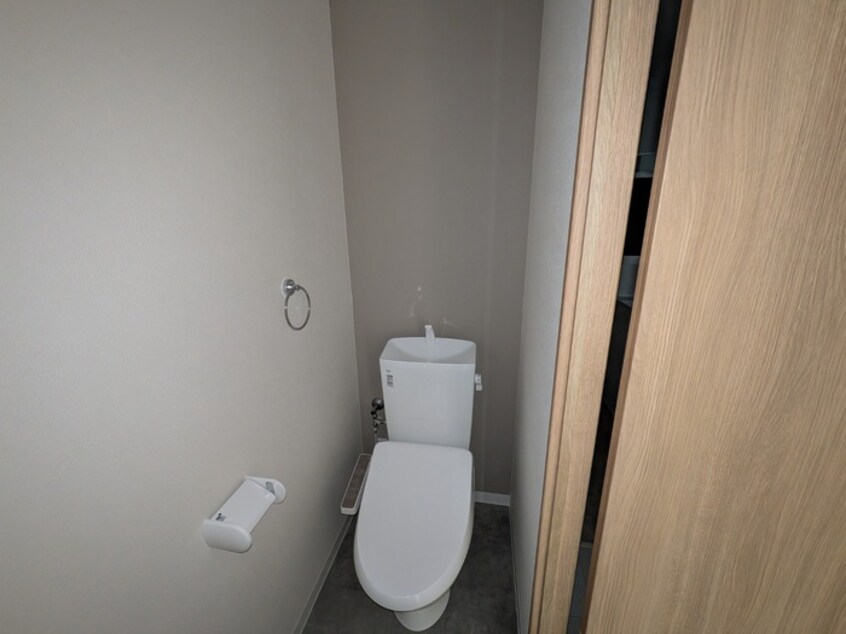 トイレ ｒｉｖｉｅｒｅ西宮