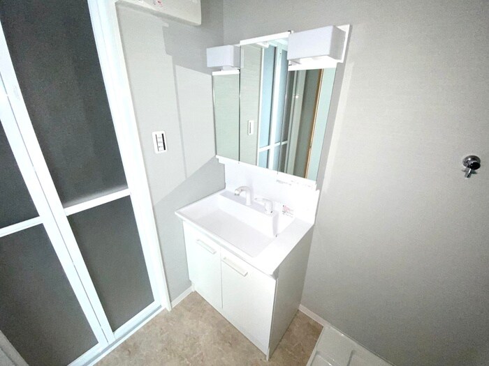 洗面 ｒｉｖｉｅｒｅ西宮