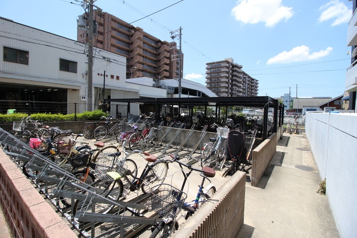 駐輪場 ピカソ平野