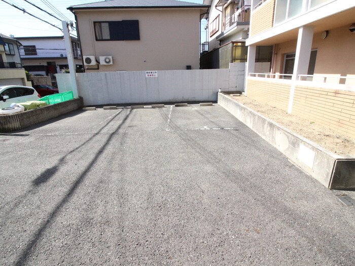 駐車場 夙川大谷ハウス