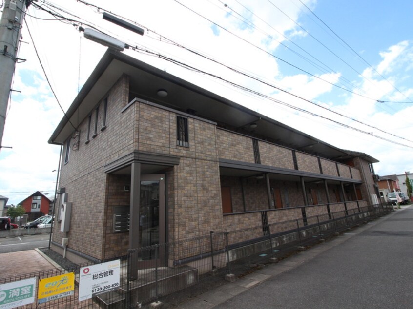 外観写真 グレイスカ－サ２番館