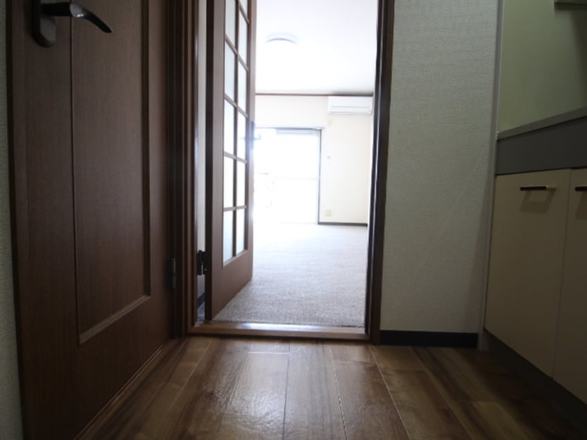 廊下 エクセレント中西