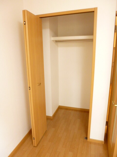 収納 ア－バン御陵