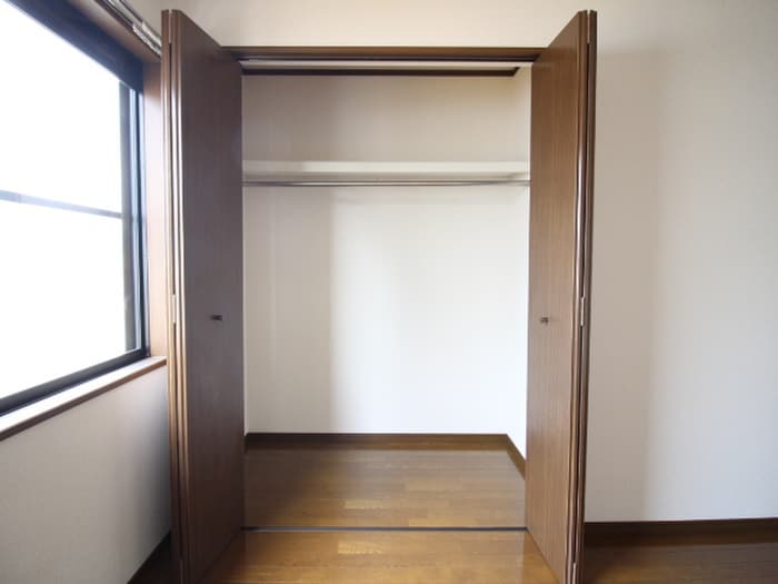 収納 エストステーブル B棟