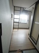 玄関 オプティ神戸