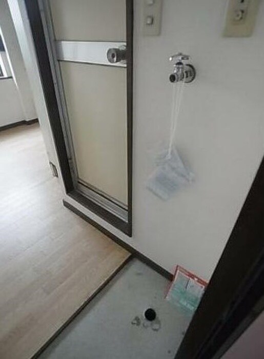 玄関 オプティ神戸