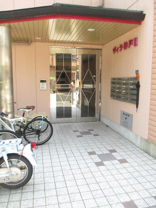 エントランス部分 ヴィラ神戸Ⅲ