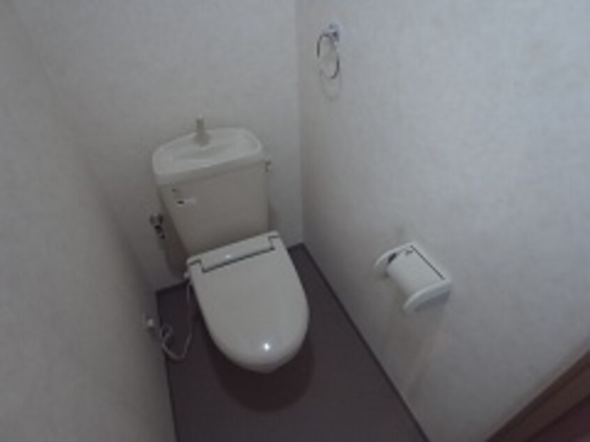 トイレ ヴィラ神戸Ⅲ