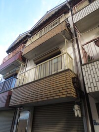 新田西町貸家