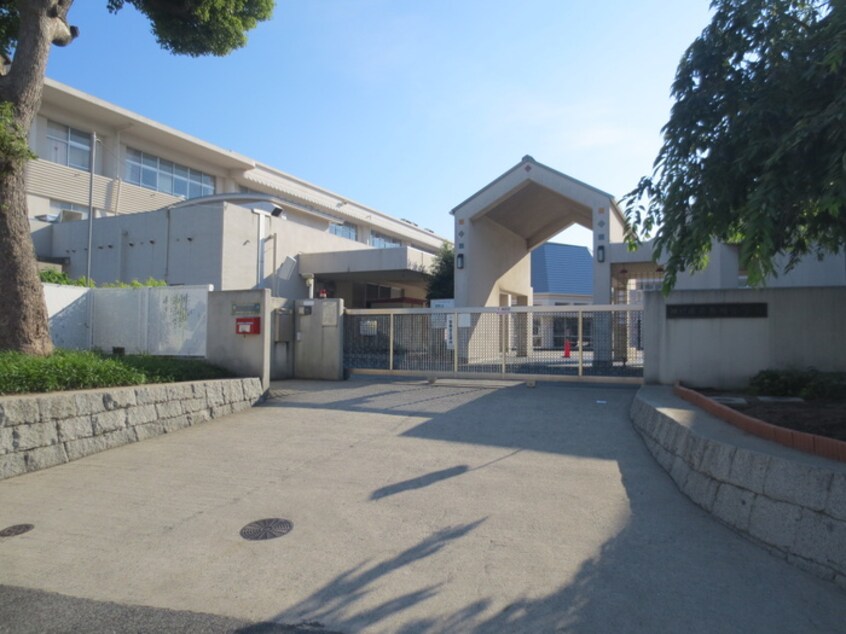 魚崎小学校(小学校)まで290m 福田マンション