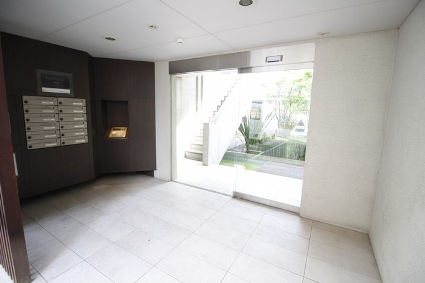 エントランス部分 PARK　HILLS　OYAKE　Villa　3