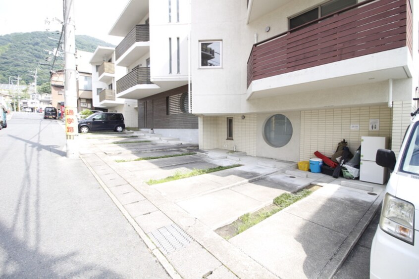 駐車場 PARK　HILLS　OYAKE　Villa　3