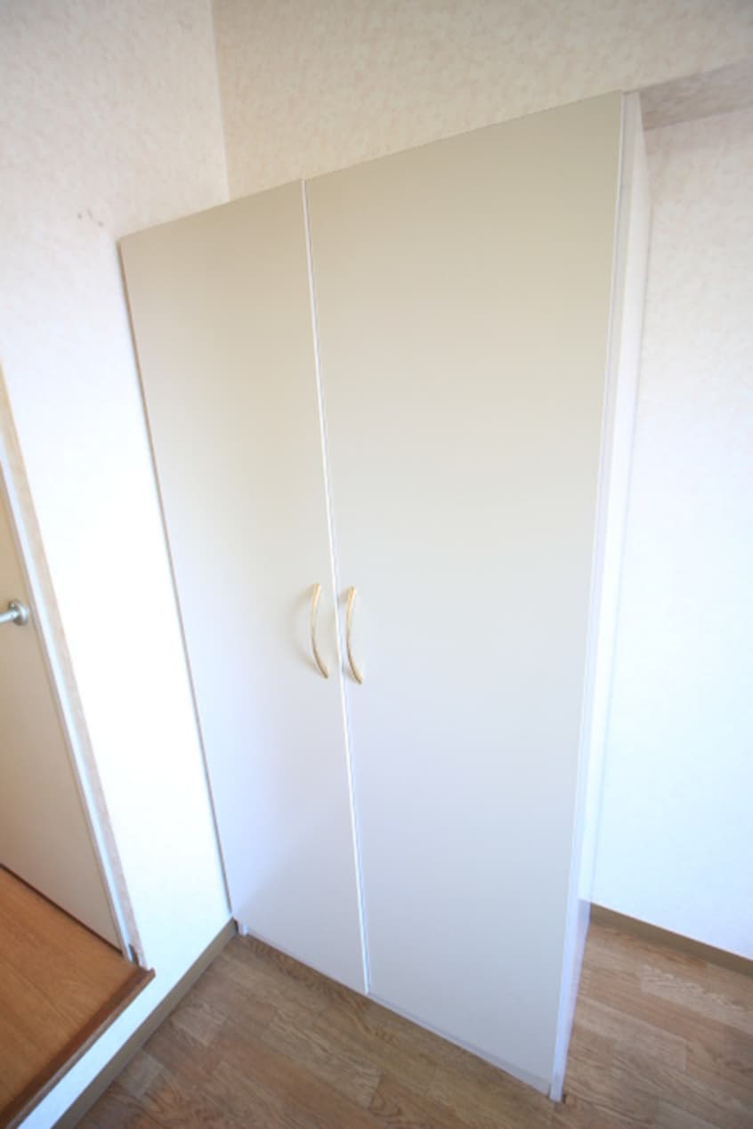 収納 アローズパーク