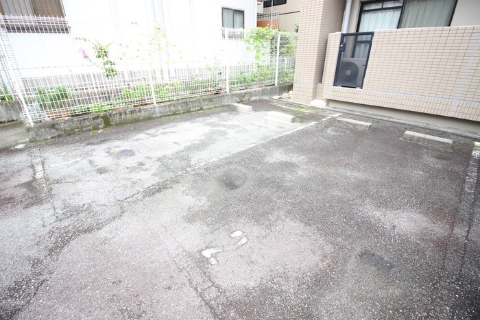 駐車場 エクシ－ド小山