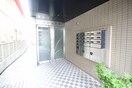 エントランス部分 エクシ－ド小山