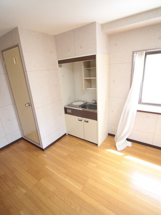 居室 オ－クヒルズ