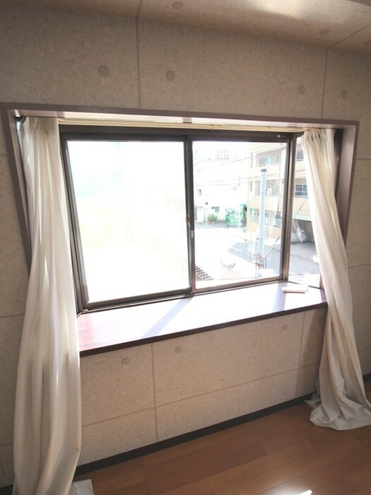 内観写真 オ－クヒルズ