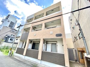 JUNEナンバ