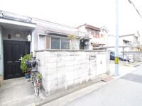 中田出井町平屋