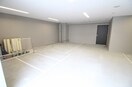 バイク置き場 ｴｽﾘｰﾄﾞ神戸ｸﾞﾗﾝﾄﾞｰﾙ（1208）
