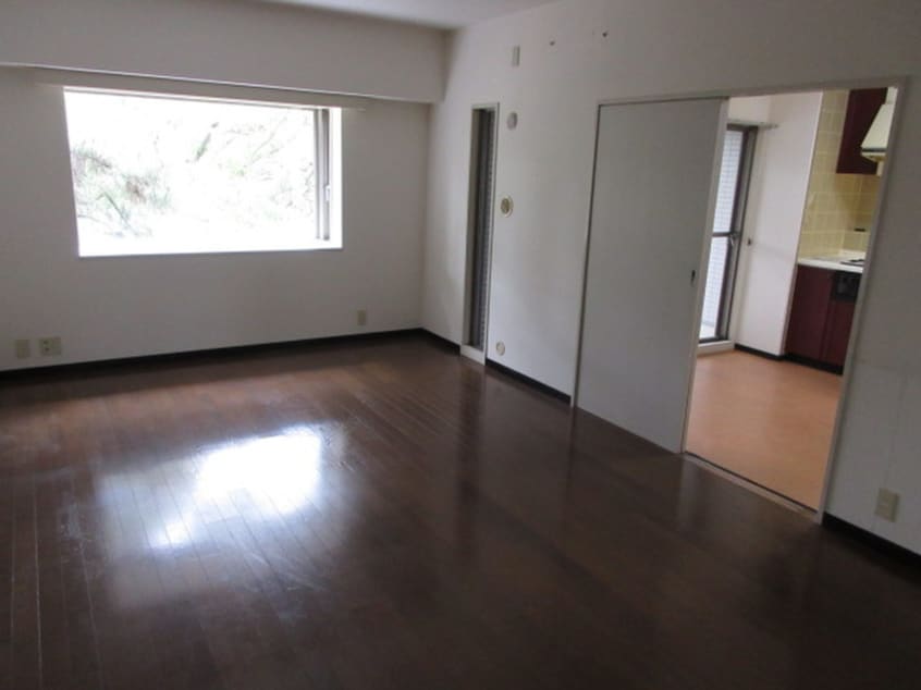 居室 白鷹松下マンション