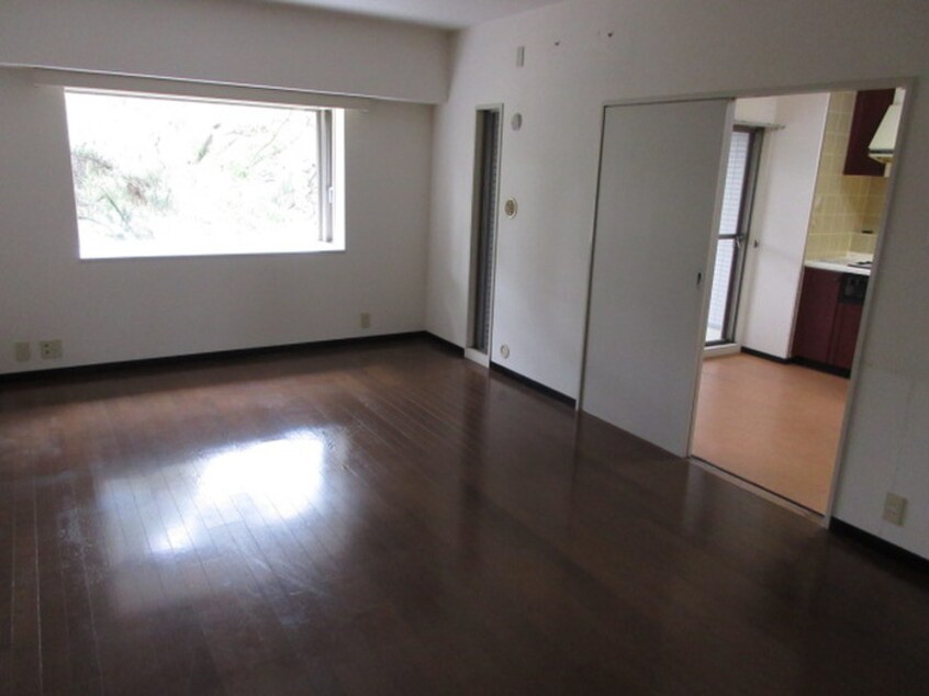 居室 白鷹松下マンション