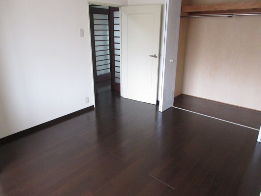 居室 白鷹松下マンション