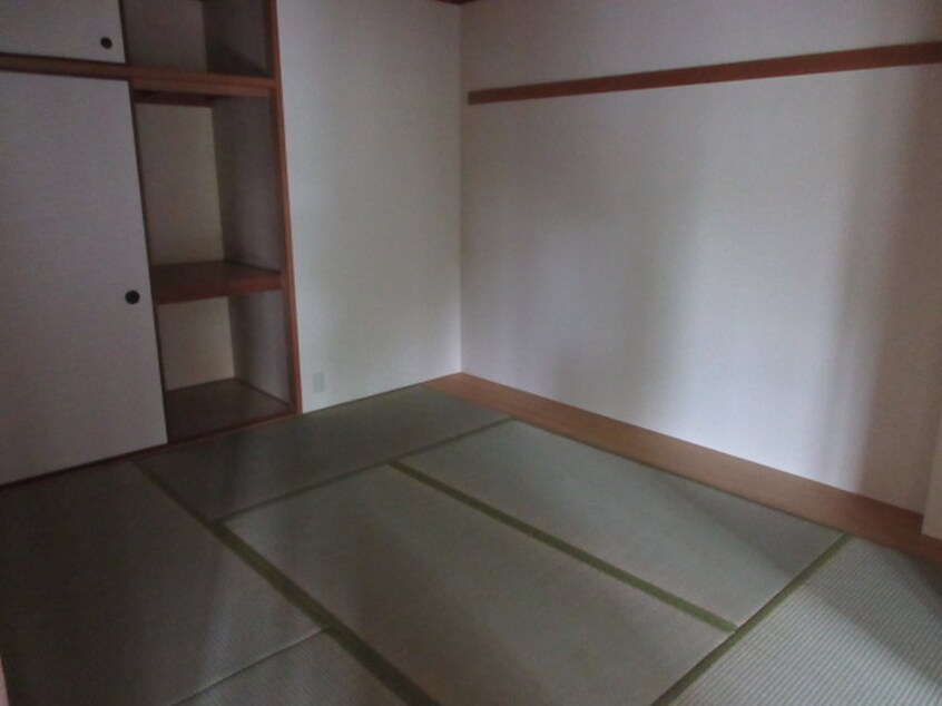 居室 白鷹松下マンション