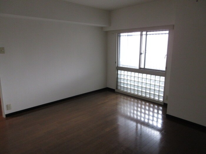 居室 白鷹松下マンション