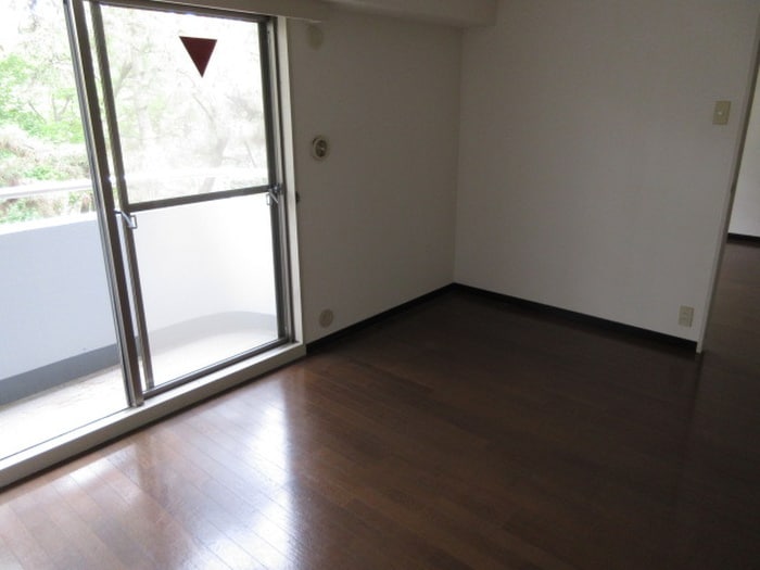 居室 白鷹松下マンション