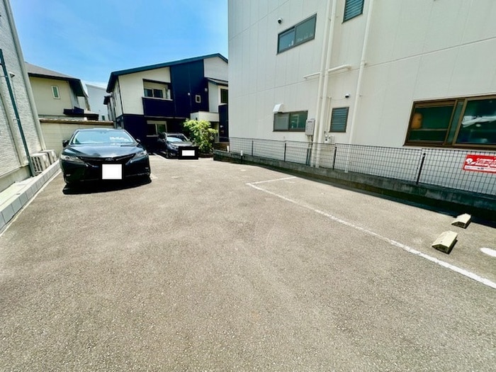駐車場 エミネンス蛍池